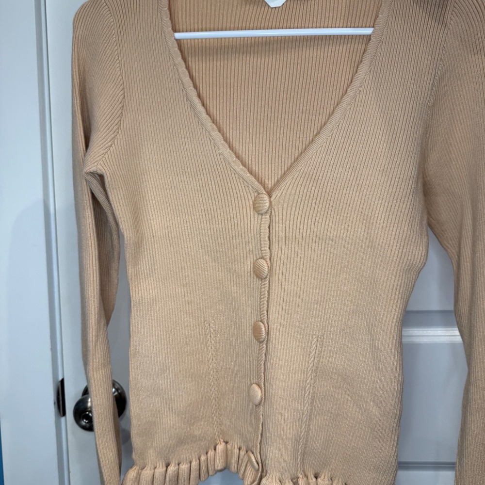 Altar'd State Almond Ribbed Ruffle Trim Button Front Cardigan Size Large - Picture 5 of 5